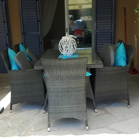 Limnaria Gardens Apartment